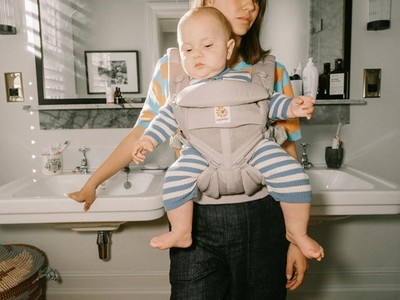 Ergobaby Omni Classic Baby Carrier for Newborn to Toddlers 0-48 Months